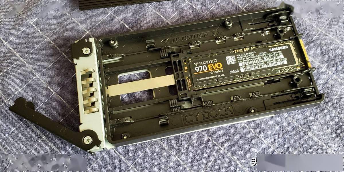 chia挖矿必备nvme热插拔硬盘盒测试