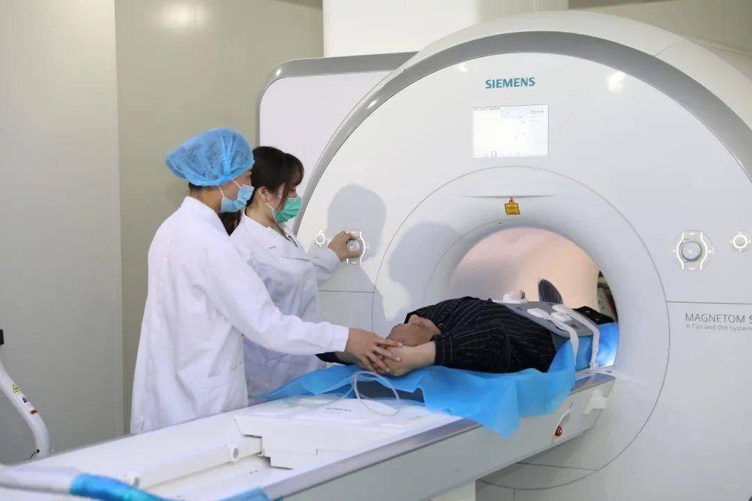 我为群众办实事丨金乡县人民医院优化磁共振检查流程让患者少跑路