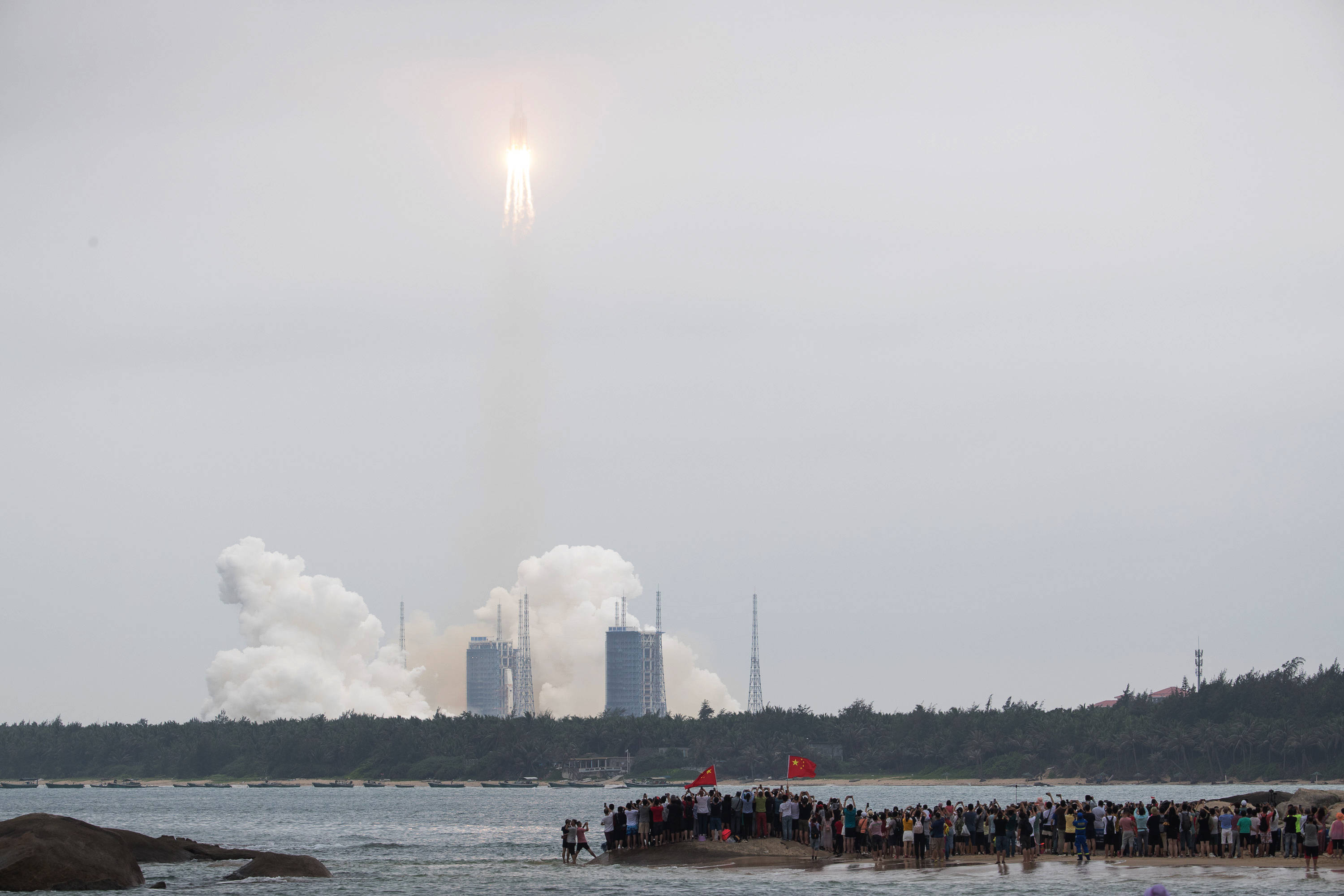 中国空间站天和核心舱发射任务成功