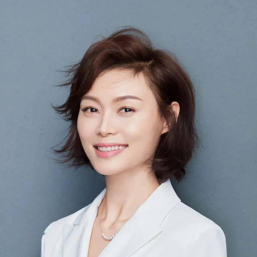 陕西延安王春潇明天我将在亚洲最大的城中草原——赛汗塔拉就着奶茶