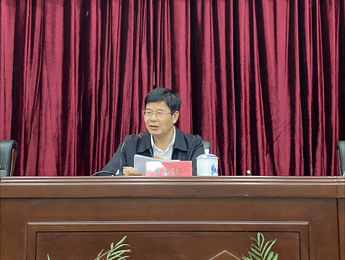 会上,李光裕书记强调:针对"五一"长假期间人员密集出行,景区要切实