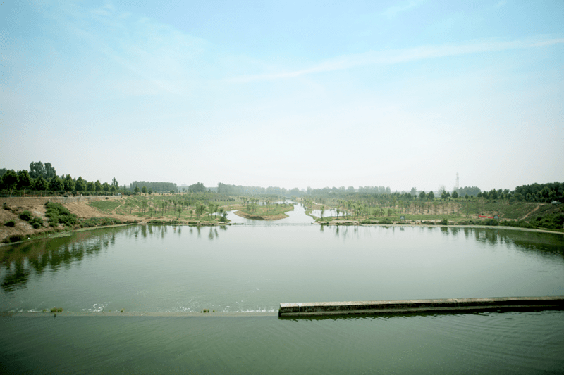 佛耳岗水库库区风景.佛耳湖镇域内拟修建环湖路轮廓图.