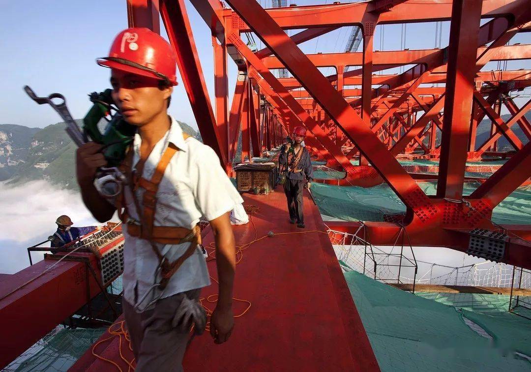 致敬劳动者 | 陈建勇《大桥建造者》