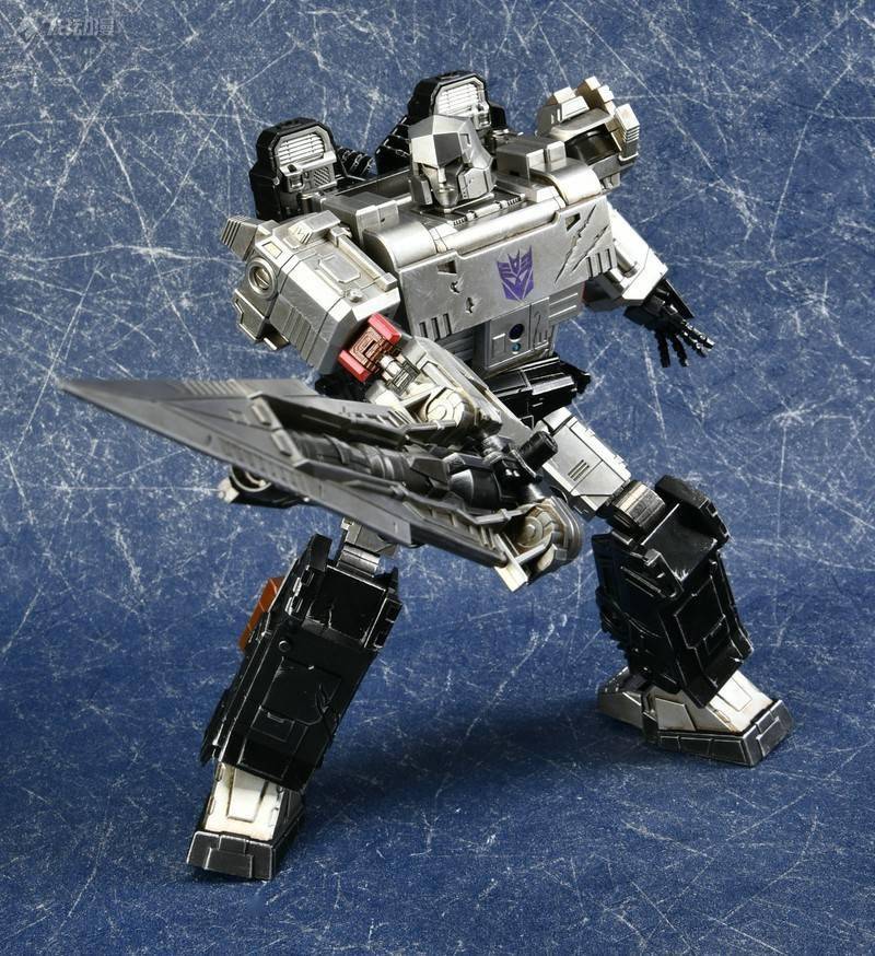 78官测threezerodlx围城威震天