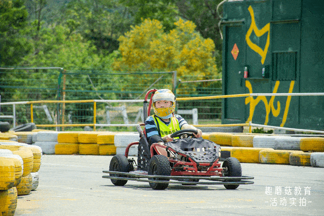 1天独立营5月4日深圳大鹏独立营儿童卡丁车真人cs警匪战
