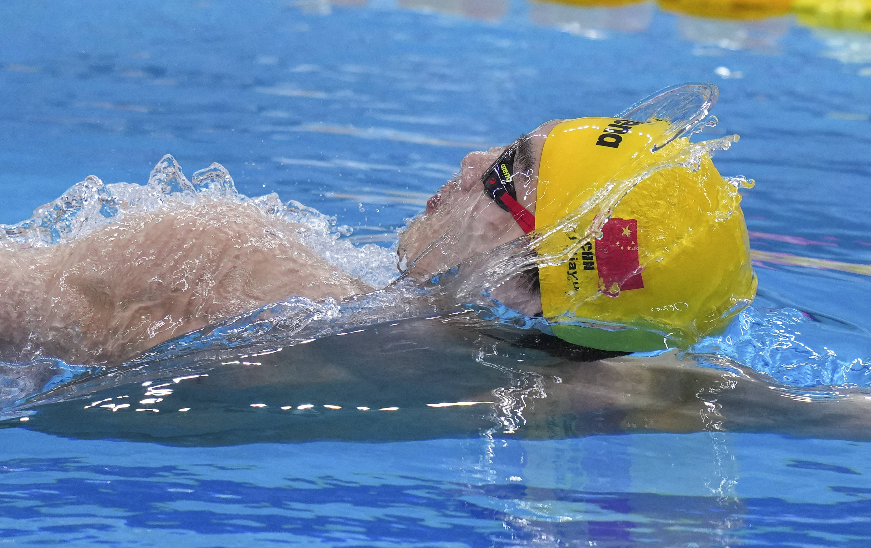 游泳——全国冠军赛:徐嘉余晋级男子100米仰泳决赛