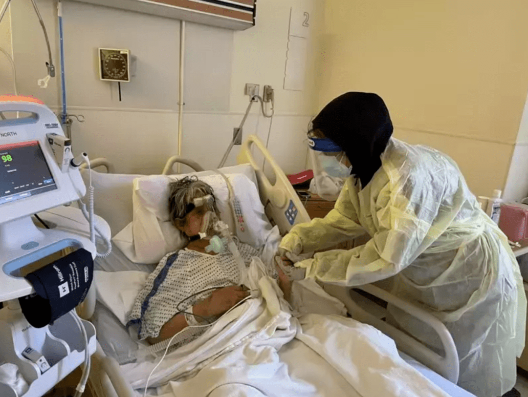 华人夫妇接种疫苗后感染,住院半月后离世!