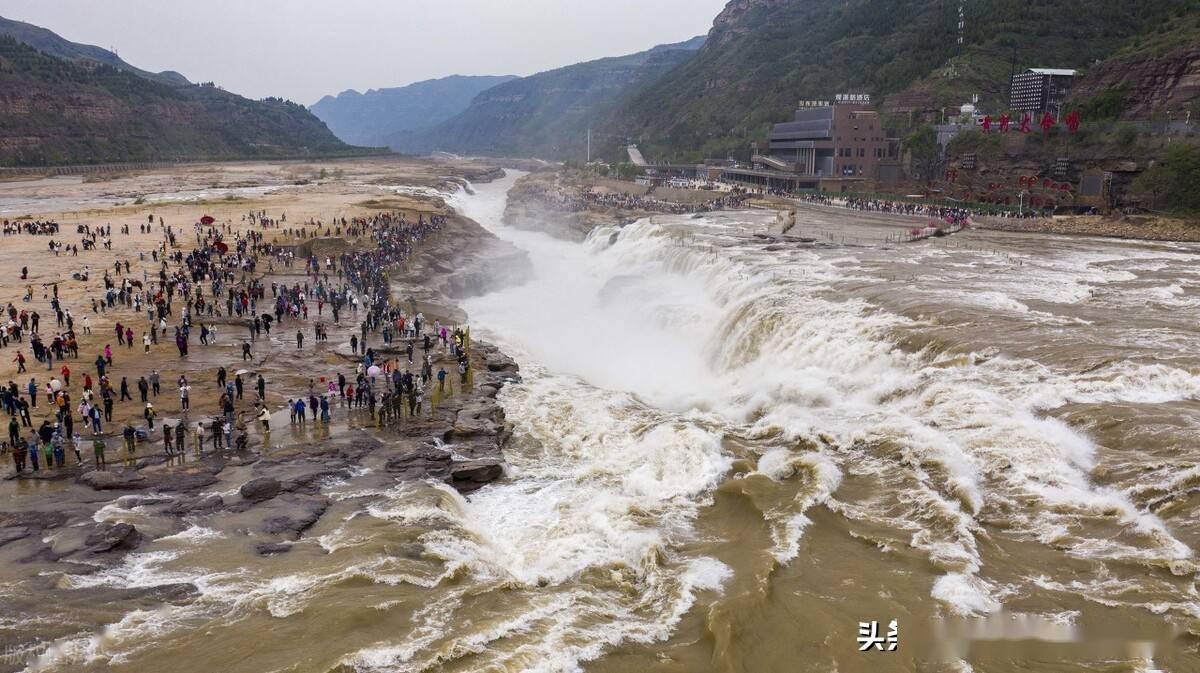 五一黃金週山西吉縣黃河壺口瀑布氣勢磅礴醉遊人