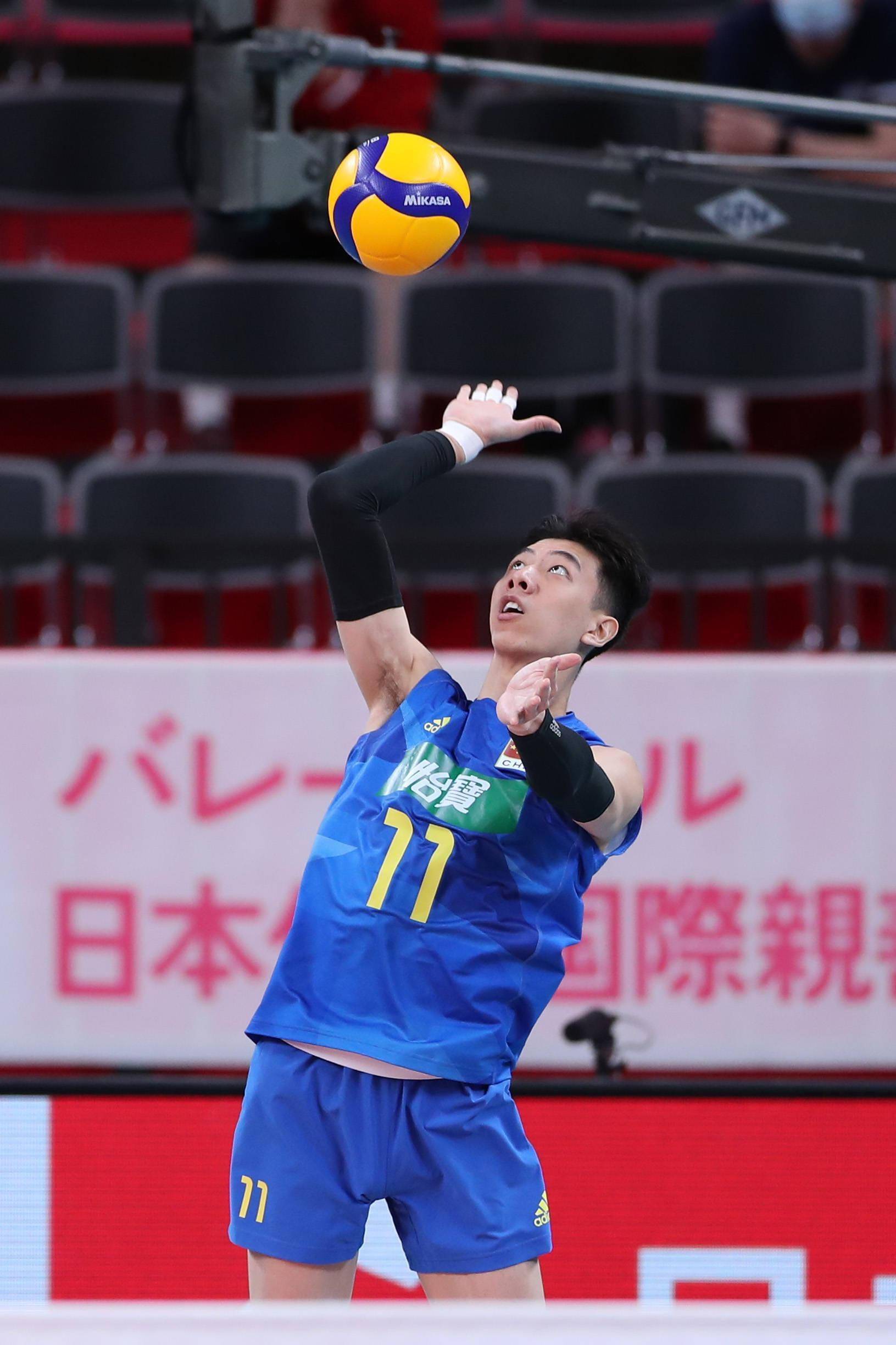 排球东京奥运会测试赛中国男排不敌日本男排