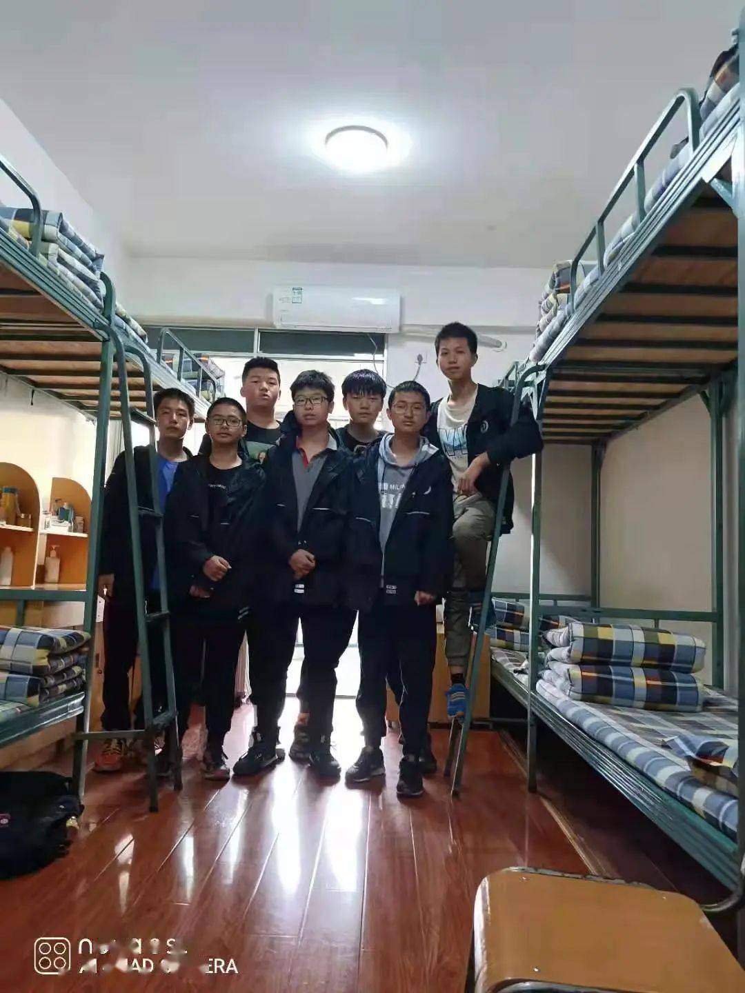 自理自立人人都是生活小能手绵阳中学英才学校2021年度学生生活技能