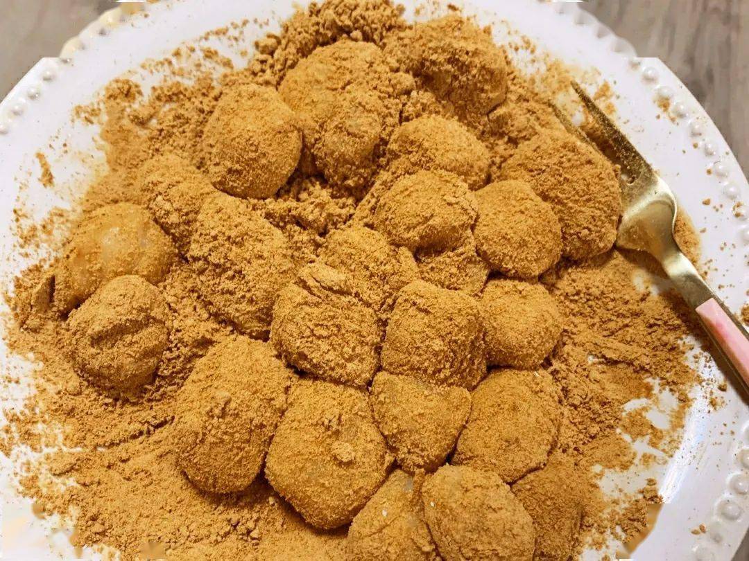 小糍粑又香又糯块钱二十个