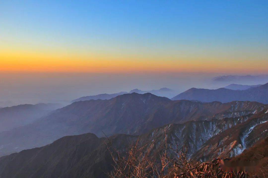 在彭州露營去哪兒?一頂帳篷的初夏旅行計劃