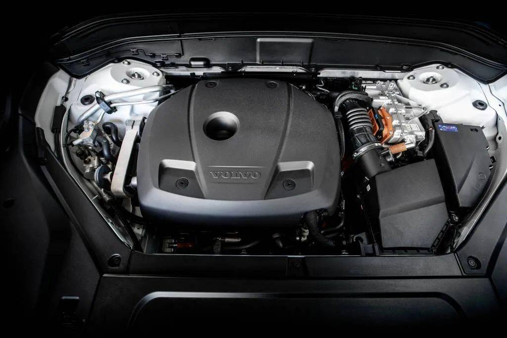 看到领克09后我们好像穿越到了4年前