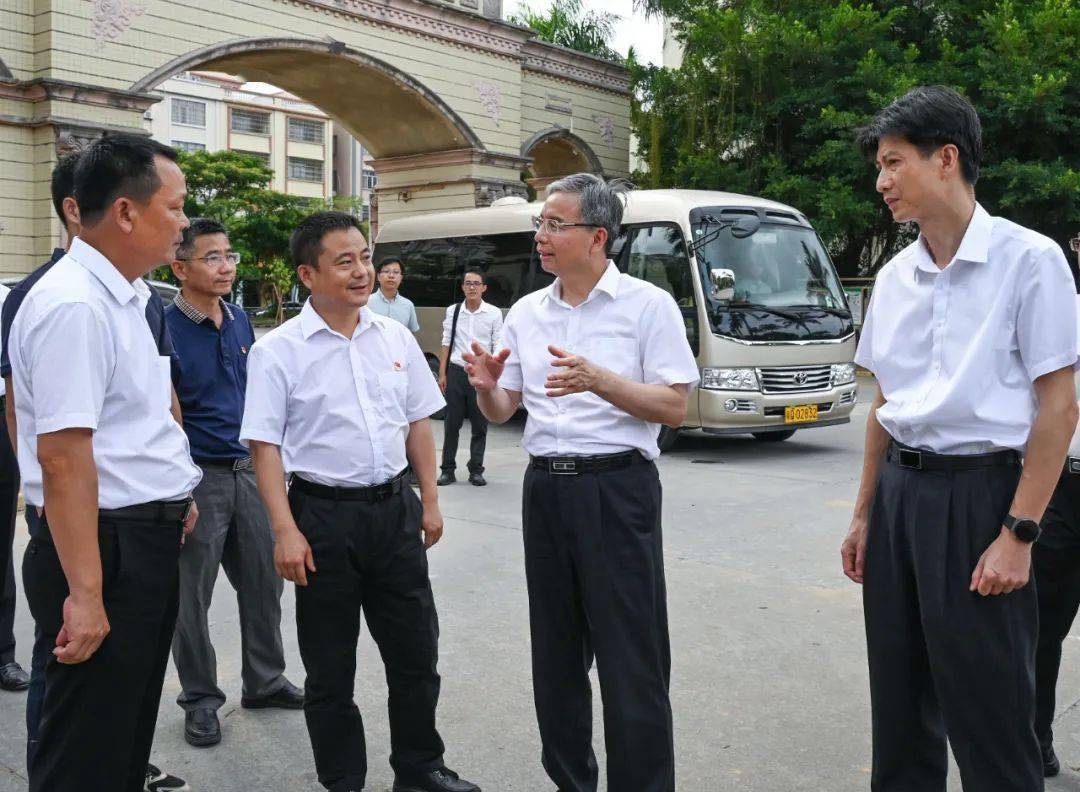 林道平温湛滨调研时提出,全力以赴抓好巩卫复审各项工作