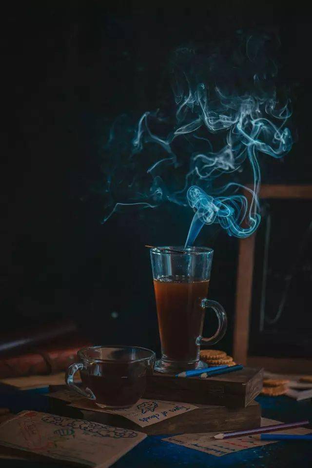 咖啡的热气竟是这样拍出来的?