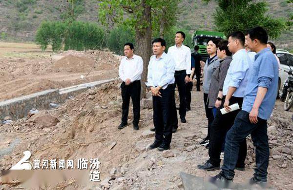 5月11日,安泽县委书记廉海平,县委副书记,政府县长杨玉果,县委副书记