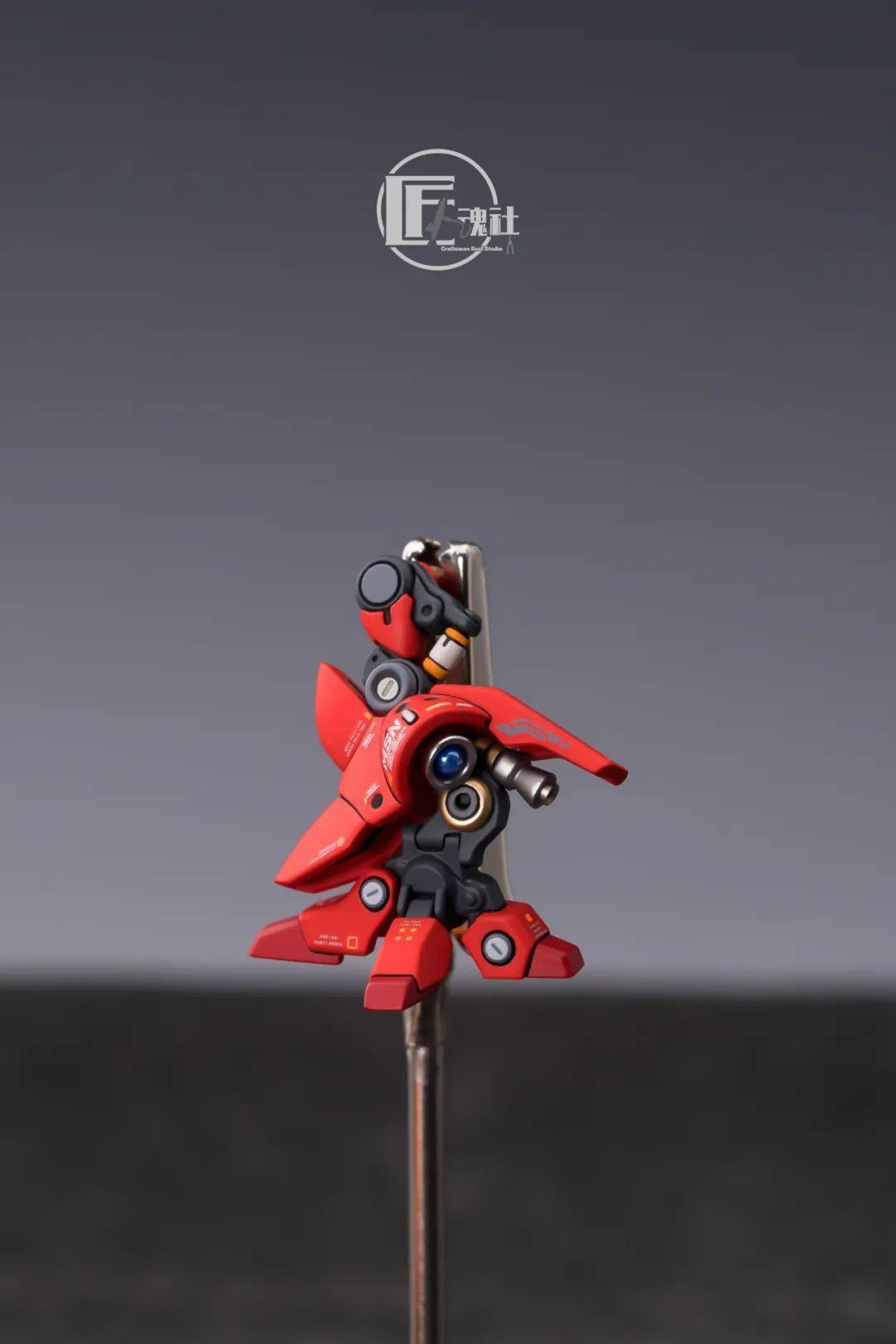 食玩也能做到如mg般的精细gundamartifact夜莺涂装制作