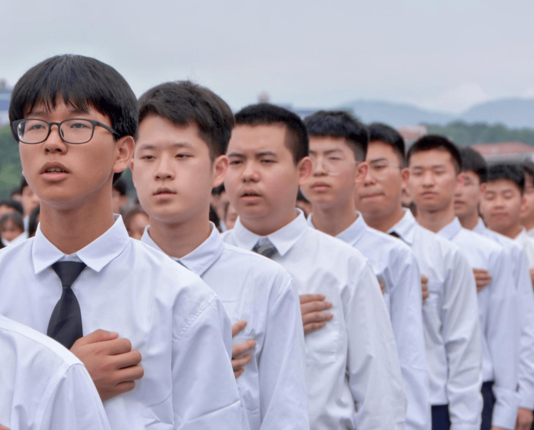 校园新闻丨贵阳市清华中学近600名学子在贵阳孔学堂行"成人礼"