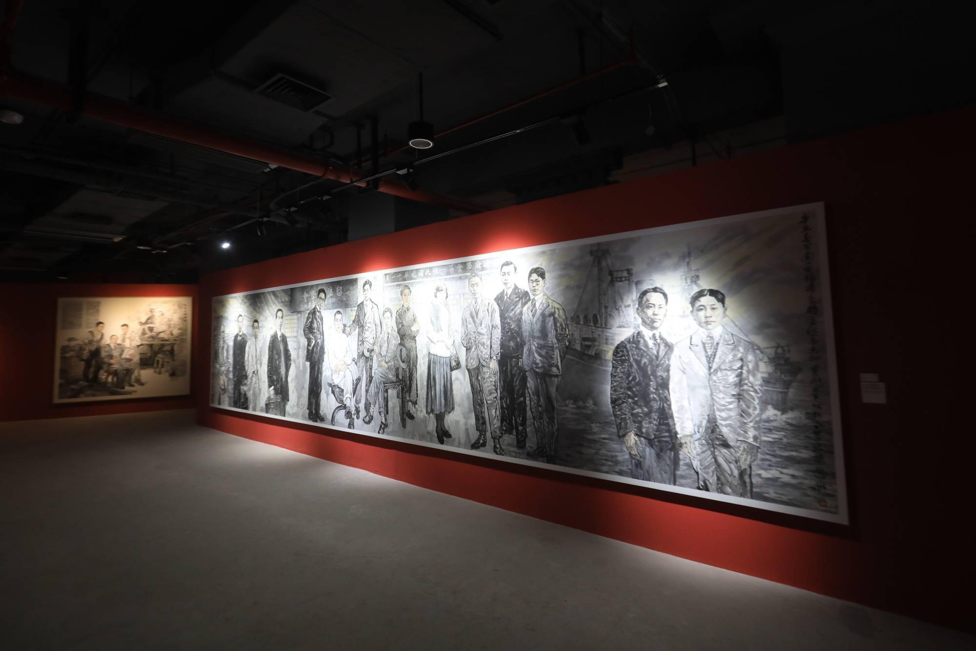 "红色上海主题艺术作品展亮相杨浦滨江,以多样化艺术语言述说百年党史