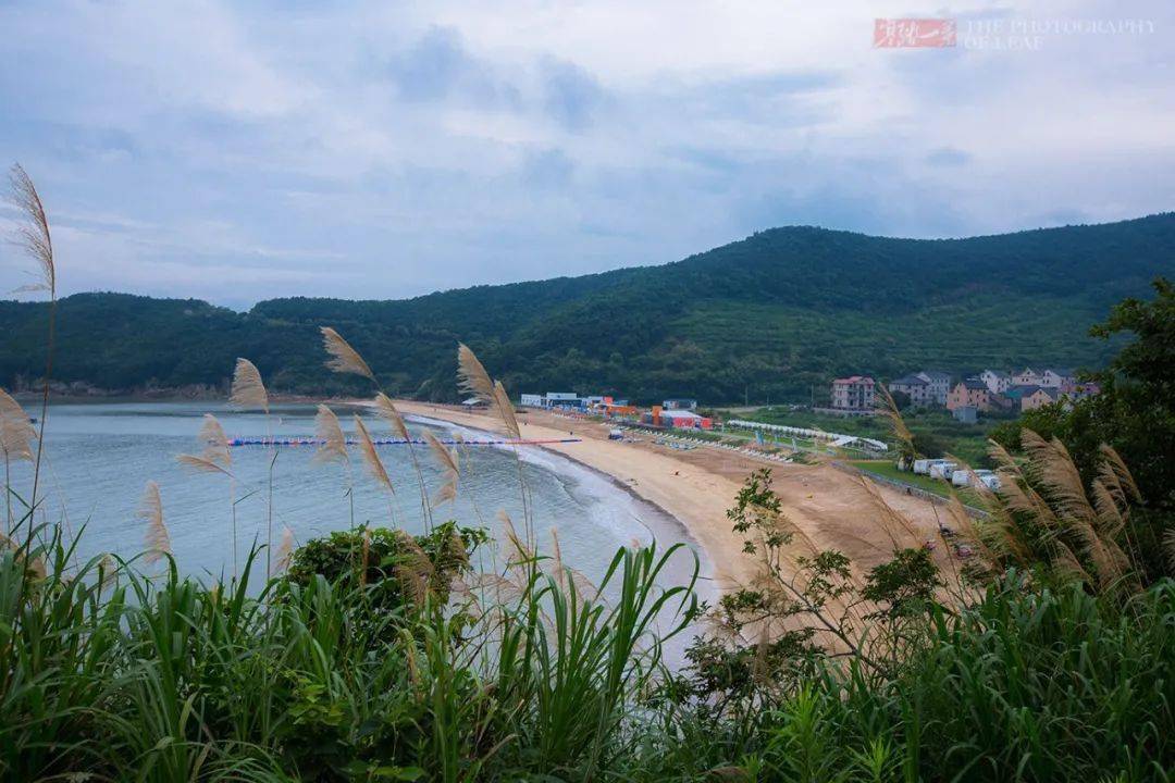 省内这座海边小城坐拥黄金海岸线风光不输三亚比你向往的生活精彩100