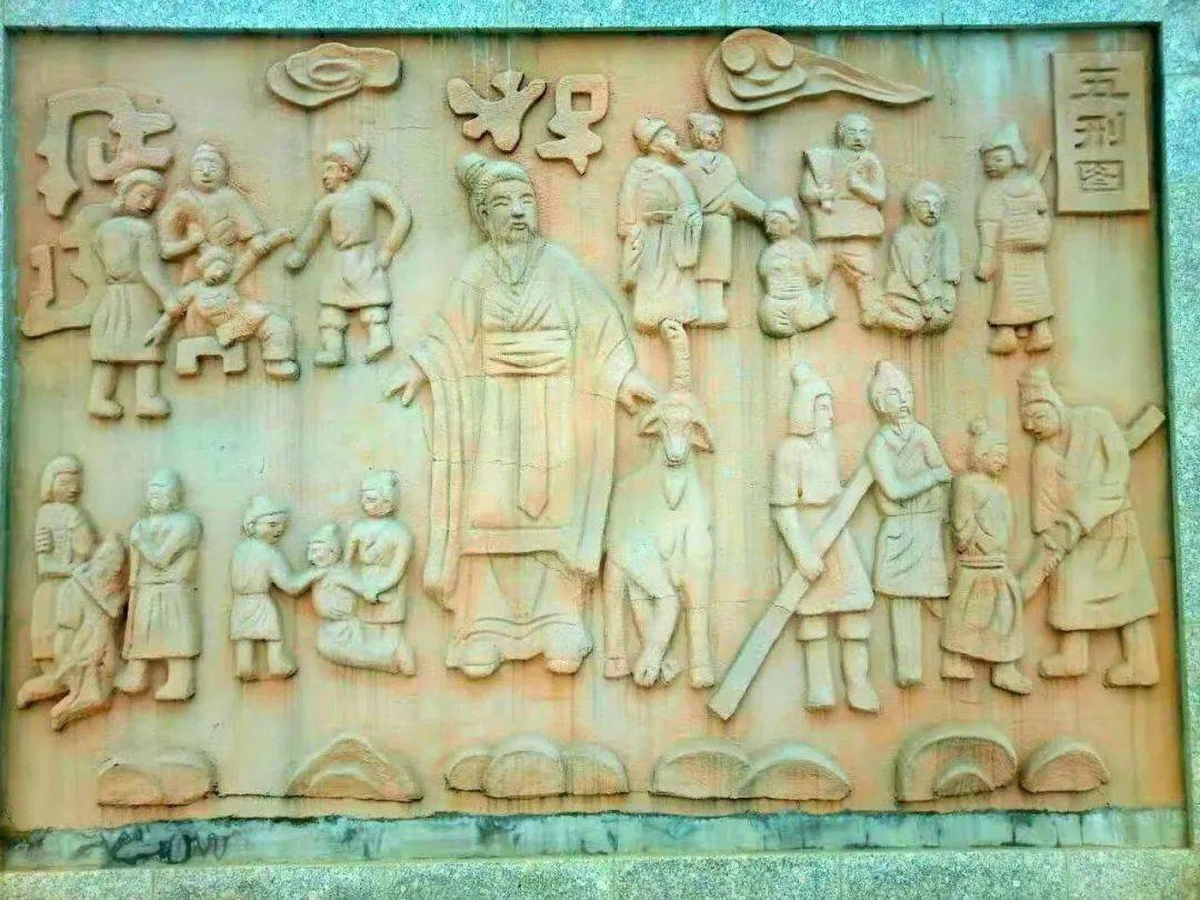 至于,朋友所说的,三地公园曾经是部落居住地,我毫不迟疑,因为垣曲这片