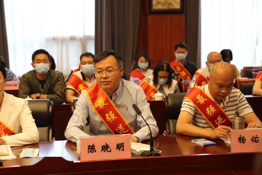 大理州召开庆祝2021年"5 12"国际护士节暨援瑞抗疫