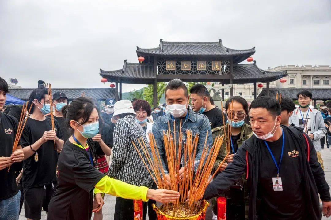 唐门暗器排行榜前一百_电影《唐门暗器1——风起》象山开机,探索暗器界的快意恩仇