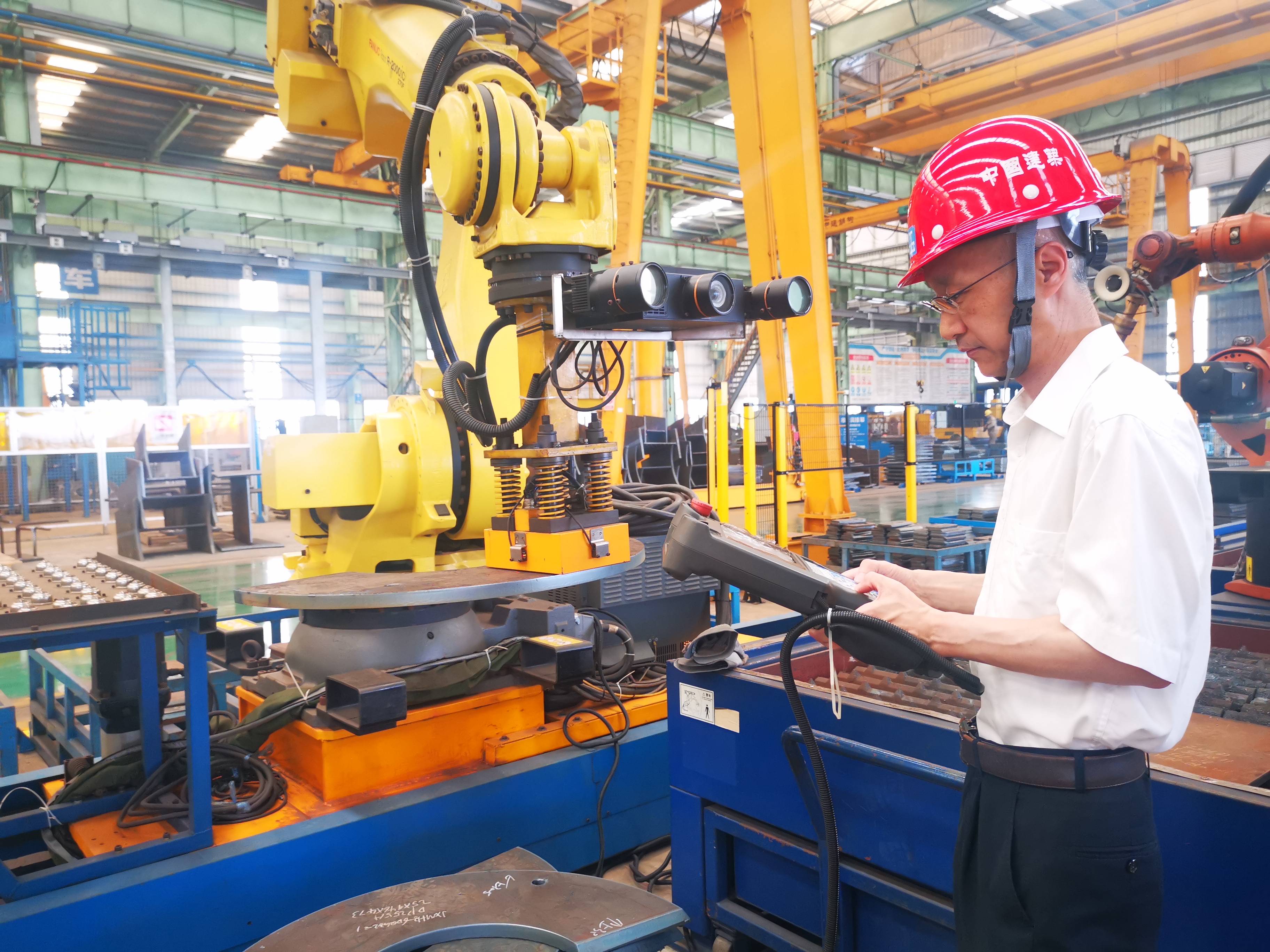 沿着高速看中国(广东)丨从"0"到"1",钢构传统制造业向"智"突破