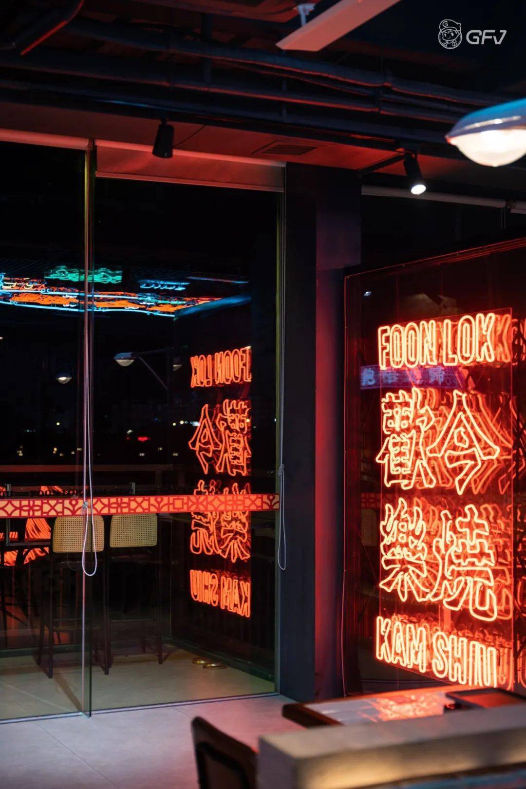 180江景霓虹灯bbq独创爆汁超big鸡腿东莞就①家