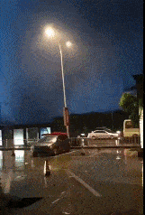 e9ccd1c0285e413f971ca8b1e7d69f5f.gif