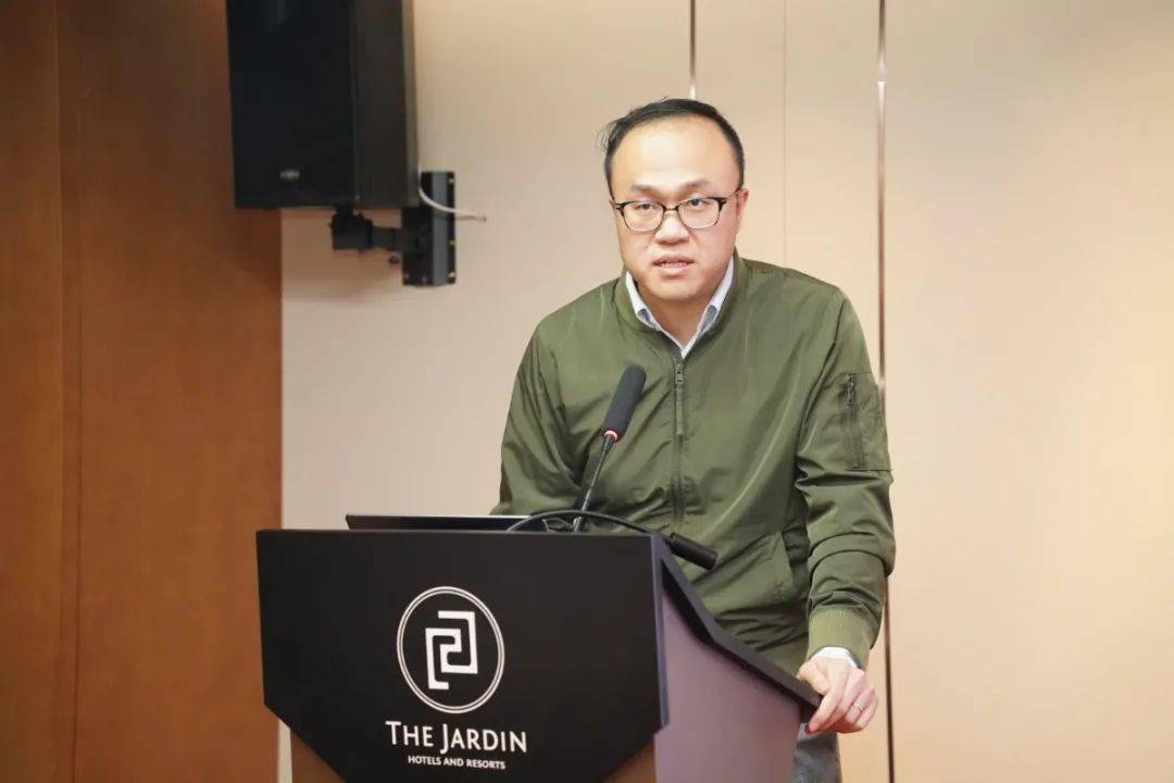 开创企业上市百舸争流的崭新局面