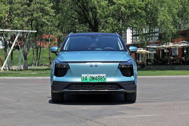 《选哪款最值》之爱驰u5 优惠少配置强 推长续航 pure智净版_电动车