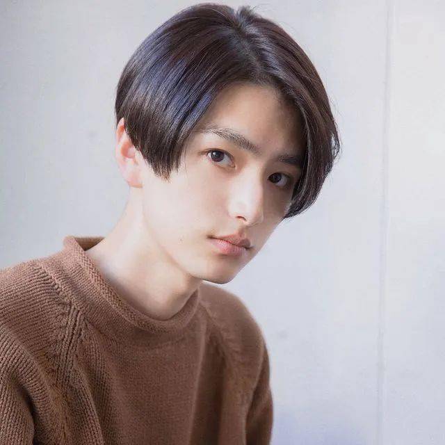 10款日本最帅气男士发型分享,换不了老公就换发型吧!