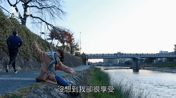 毫无甜度,这剧凭什么让人觉得温暖治愈?