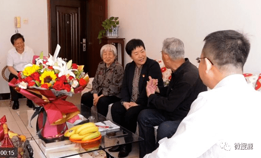 搜鹿网讯5月22日,履新伊始,涿鹿县委书记路国云放弃周末