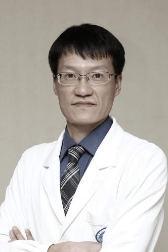 治疗及关节置换,四肢创伤骨折手术治疗出诊时间:待定王占国副主任医师