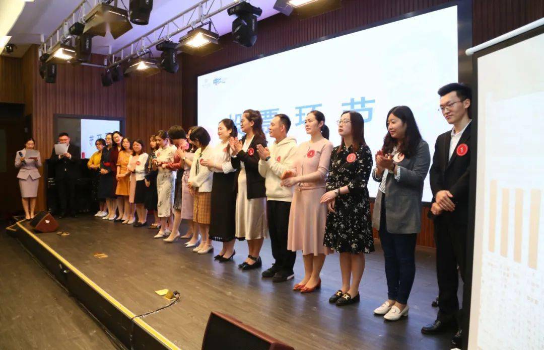 上周"中文自修杯"第13届上海市语文大讲堂活动在上海市市北中学举行