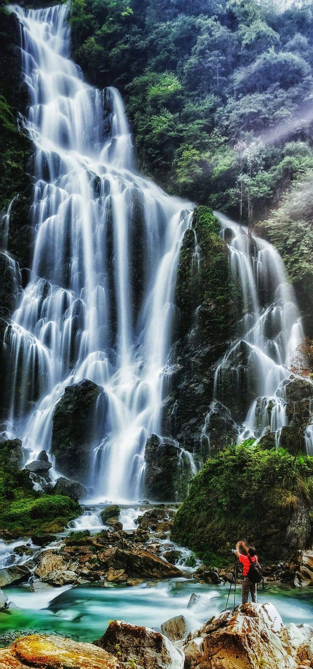 赏美景瓦屋山瀑布千千万你到底喜欢哪一条