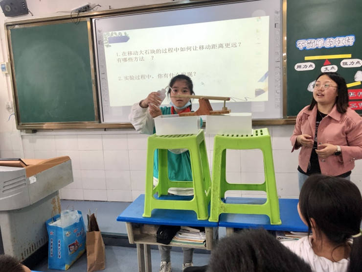观山湖区送课下校促教育均衡发展_活动