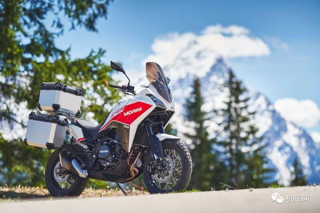 45880元起摩托莫里尼650advxcape发布