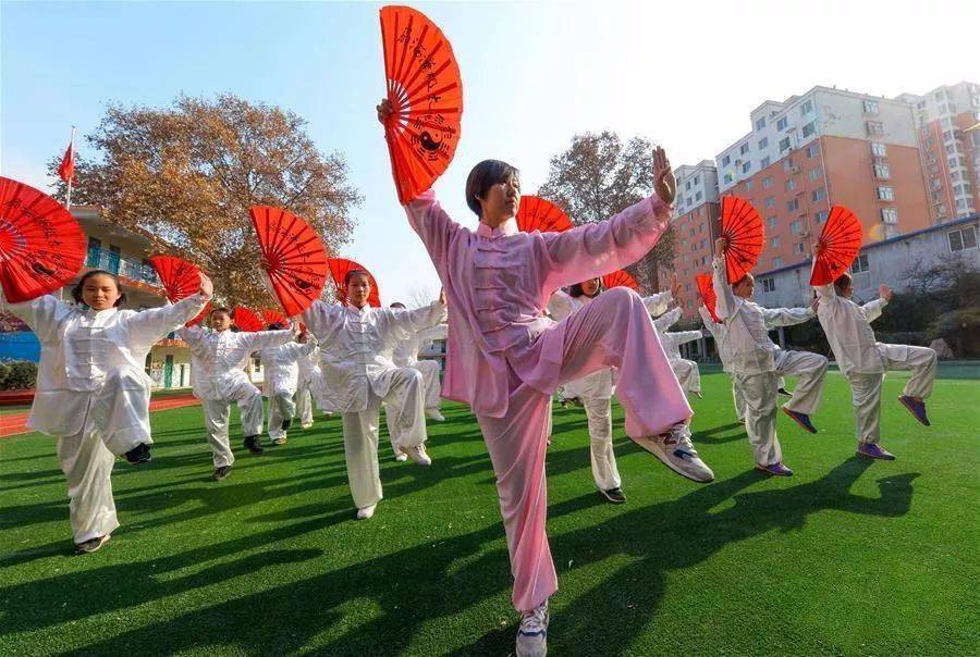 走路也能增加太极内功不防试一试