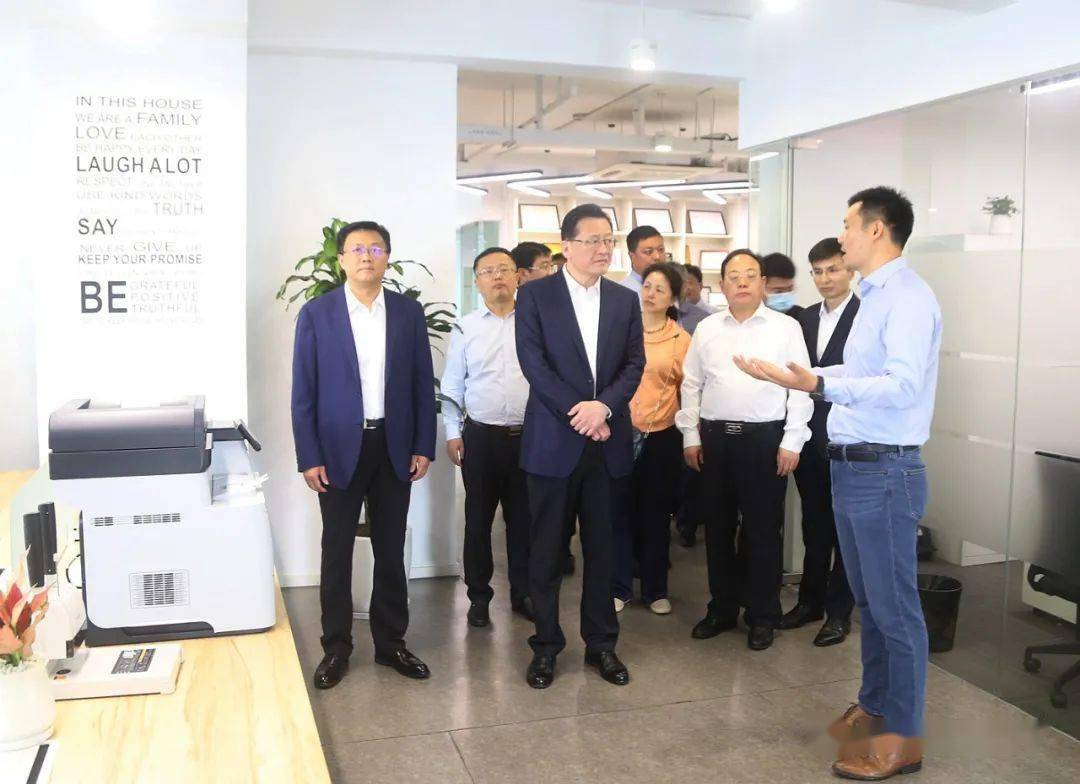 5月27日,徐州市委常委,秘书长王强,徐州市副市长张克,我市市委书记