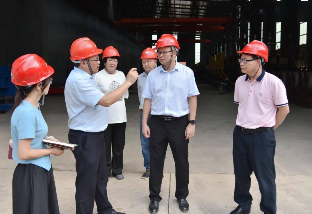 尹哲到市不锈钢制品产业园区走访调研企业发展情况