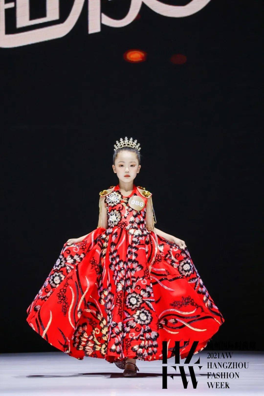 对话未来你最闪耀未来之星2021中国国际少儿超模大赛总决赛圆满落幕