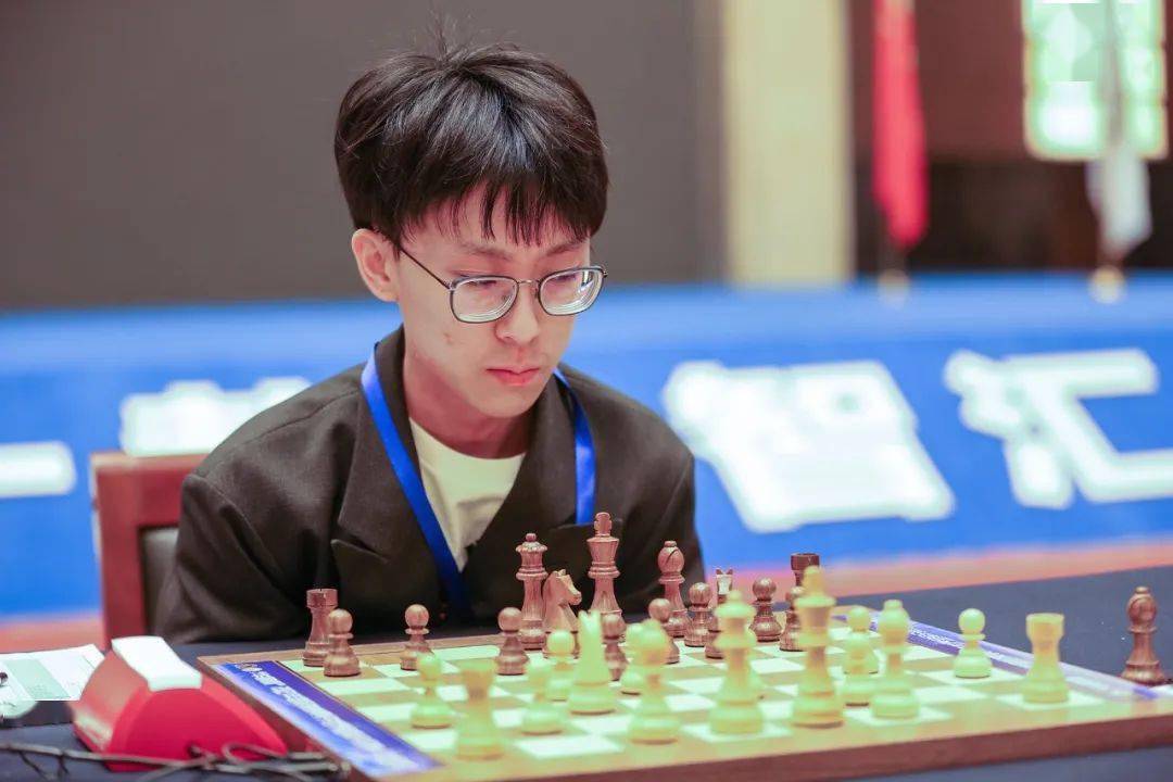 华颐杯男子世界冠军分区赛中国区白热化黄仁杰许翔宇并辔领先