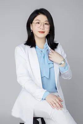 陆阳阳★六8教育格言:教书虽是一场苦恋,但仍甘之如饴;愿以教书为乐