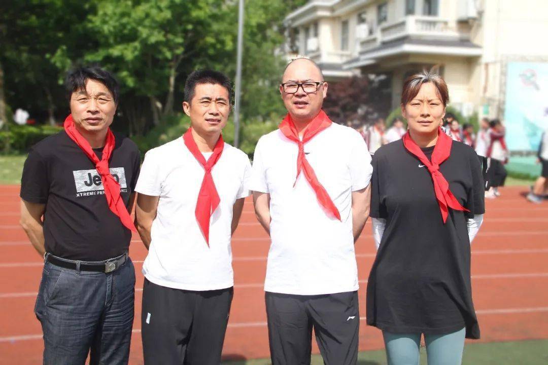 三真乐园领巾飞扬天马山学校举行红领巾心向党庆六一暨2020学年优秀