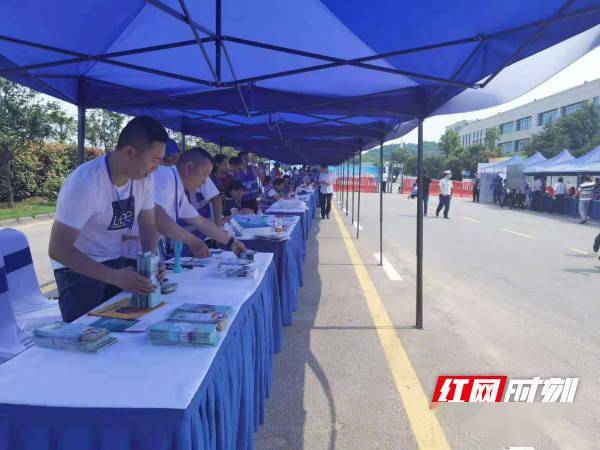 装备|高精尖应急装备大秀“T台”，全省“安全生月”大幕开启