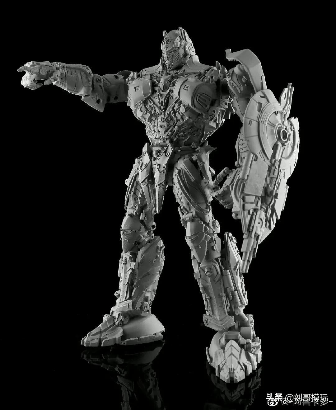 sts骑士擎天柱灰模公布前身竟是tmt