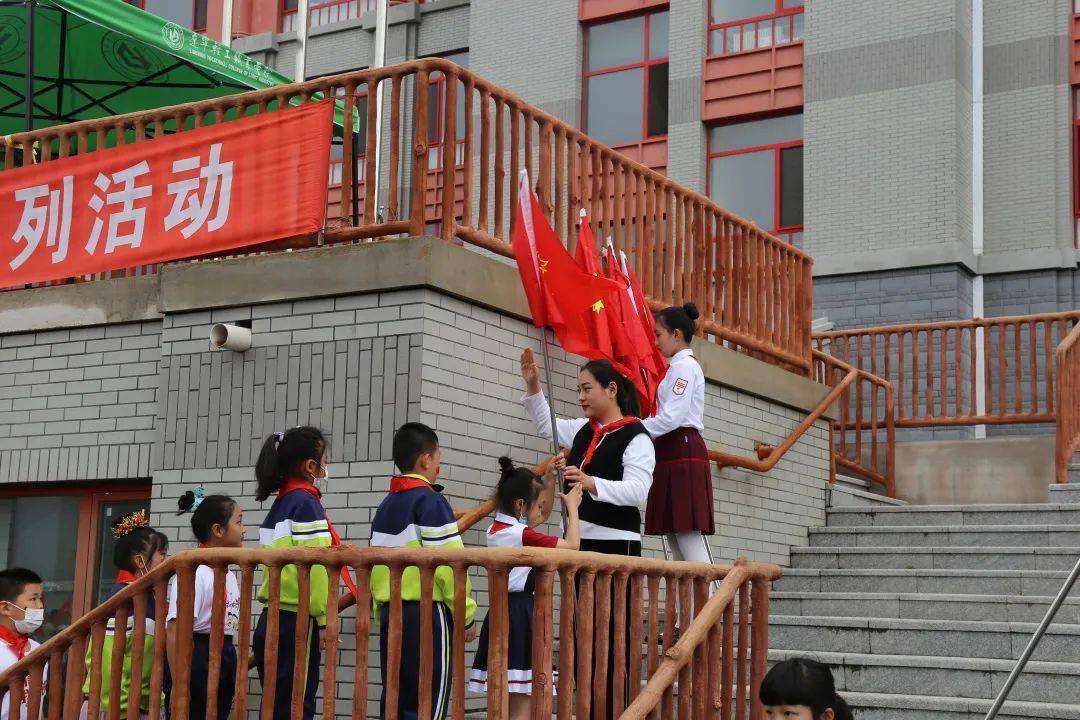 书院 新闻 节日中成长 记南金一年级孩子眼中的 六一 活动